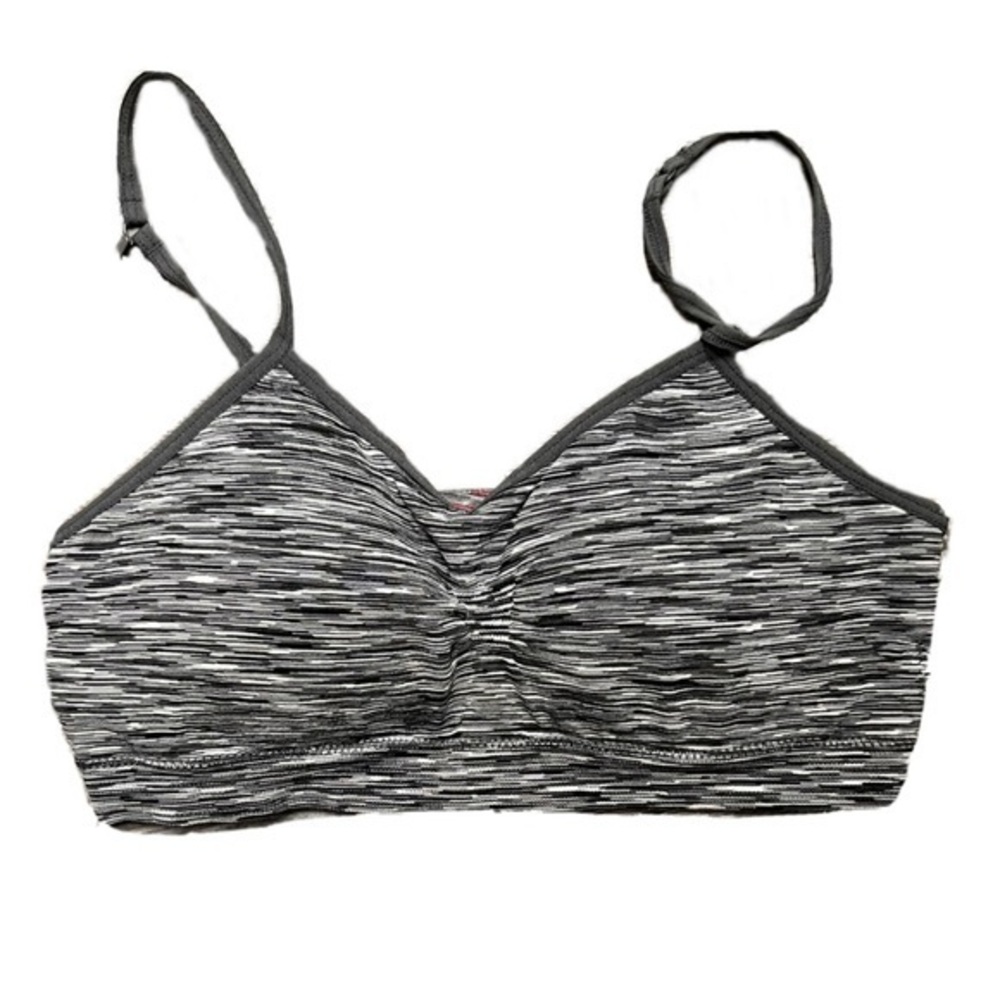 No Boundaries Sports Bra Size Medium